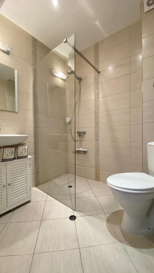 APARTELLO Modern Apartment - Balkan Breeze 7 Pantai Sunny Bagian luar foto