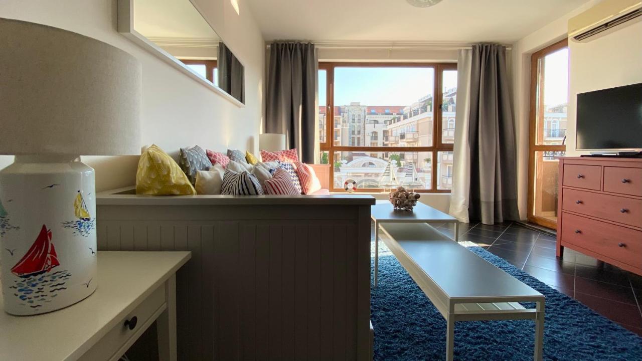 APARTELLO Modern Apartment - Balkan Breeze 7 Pantai Sunny Bagian luar foto